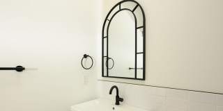 The Bromley Loom House Gallery 12