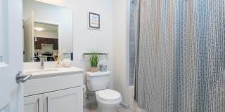 MetroMark Gallery 32