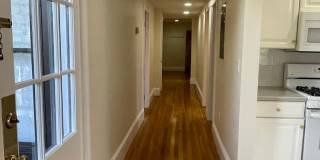 Charming 3 Bedroom-No Broker Fee Gallery 1