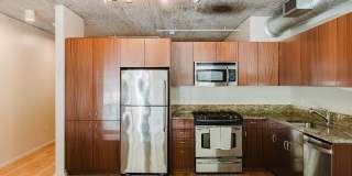 2121 Belmont Gallery 37