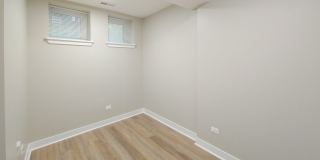 1900 N Lincoln Ave Gallery 16