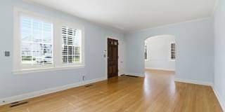 1 Month's Free Rent - 5 Bedroom Home Between 12 South and Oak Hill Gallery 5