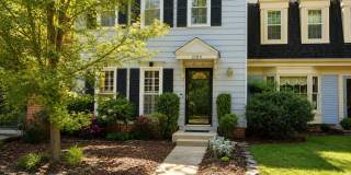 2184 POND VIEW Court Gallery 1
