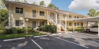 2 bedroom, 2 bath in Woodmere Racquet Club Gallery 1