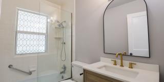 3 Bed | 1 Bath | Mid Town | $1400 Gallery 18