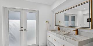 2900 Greenbriar Boulevard Gallery 27