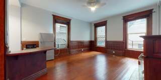 21 E DIVISION Street Gallery 2