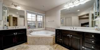 23697 SAILFISH Square Gallery 20