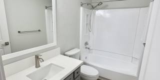 Edgewater Gallery 36