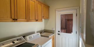 Old Mill Townhome Available 6/19 Gallery 11
