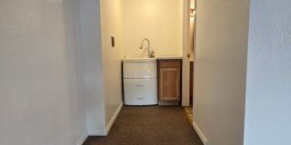 Amazing Studio Only Minutes from J st Marina Gallery 4