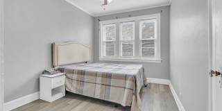 6323 N Francisco Ave Gallery 6