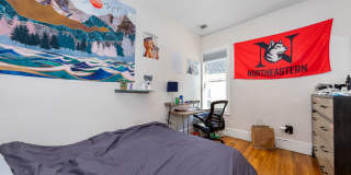 Nicely Priced 4-bed, 2-bath Mission Hill Apartment Gallery 10