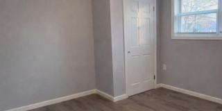 700 Anglesea Avenue Gallery 7