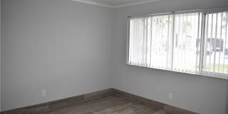 2443 SE 28th Street Gallery 10