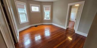 Painted First Floor 3 Bd 1 Bath Available For Rent Now! Gallery 9