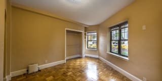 Elmwood Apartments Gallery 13