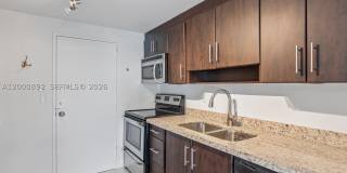 9800 W Bay Harbor Dr Gallery 2