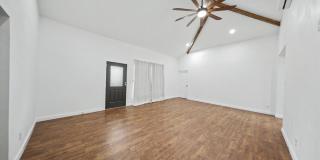 913 Estelle Ave Gallery 9