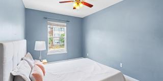 Room in 3 Bedroom Home at Ivory Run Way Gallery 15