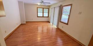 Charming Mid-Century Modern Home Just Minutes from the U of A! Gallery 15