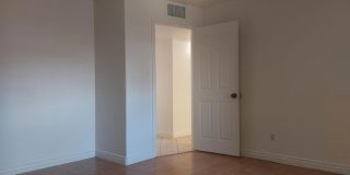2448 W FREEWAY Lane Gallery 23