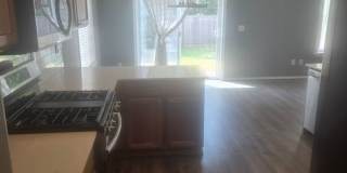3bd/2.5ba Maple Valley Home Gallery 11