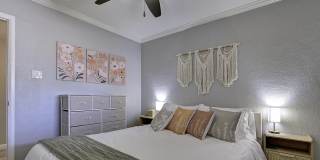 1027 W 19TH Street Gallery 39