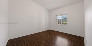 3393 NE 11th Dr Gallery 7