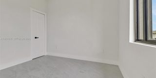 4501 SW 15th ST Gallery 15