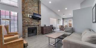 7076 Gunslinger Street Gallery 7