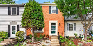 Beautiful townhome in Lorton! Gallery 1