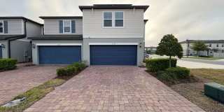 AVAILABLE NOW! GREAT LOCATION! AMAZING 3 BEDROOM TOWNHOUSE! Gallery 1