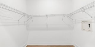 873 MOYER Street Gallery 31