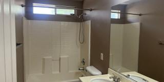 Winchester 4 Bedroom main floor Bed and Bath Winchester 4 Bedroom main floor Bed and Bath Gallery 8