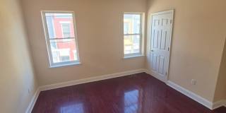 4 Bed/1.5 Bath Steps from Temple University Gallery 8