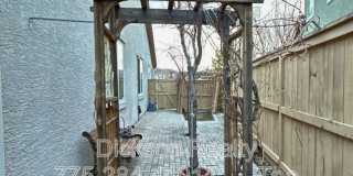 10691 Fire Poppy Circle Gallery 24