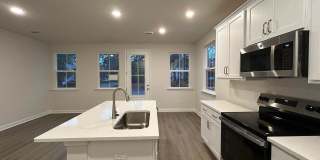 3 Bedroom 2.5 Bathroom Townhouse in Windward Village - Summerville Gallery 8