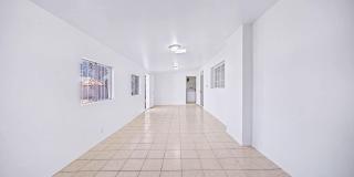 2531 E 19Th Street Gallery 13