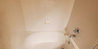 Spacious 2B/2B Main Level Condo With Garage NOW AVAILABLE Gallery 33