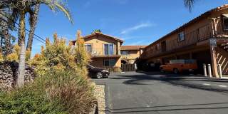 Spacious 2 Bedroom 2 Bathroom Home in Spring Valley Gallery 1