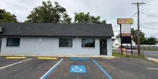 201 KATES Boulevard Gallery 1