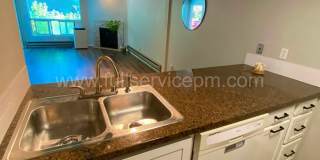 Spacious, Modern Northgate Condo w/ Quartz Kitchen, Secure Parking, Pool & Light Rail Access Gallery 22