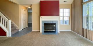 Near Local Shops and Restaurants Gallery 5