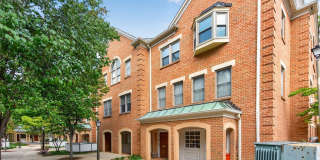 4216 EVERGREEN Lane Gallery 1
