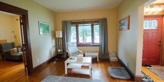 Charming & Spacious Main-Level Apartment Near Downtown Gallery 4