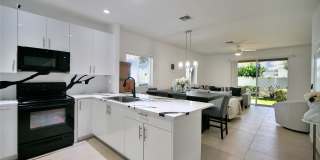 378 NE 47th Place Gallery 2