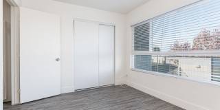 Laurel Pointe Gallery 4