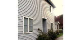 3 Bedroom, 2 Bath in York Neighborhood! Gallery 2