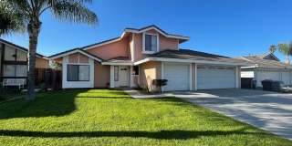 LARGE 4 BEDROOM 3 BATHROOM HOME IN MORENO VALLEY WITH LARGE YARD! Gallery 1